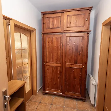 Apartman Cerny Dul شقة تشيرني دول